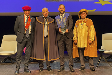 premio AURUM